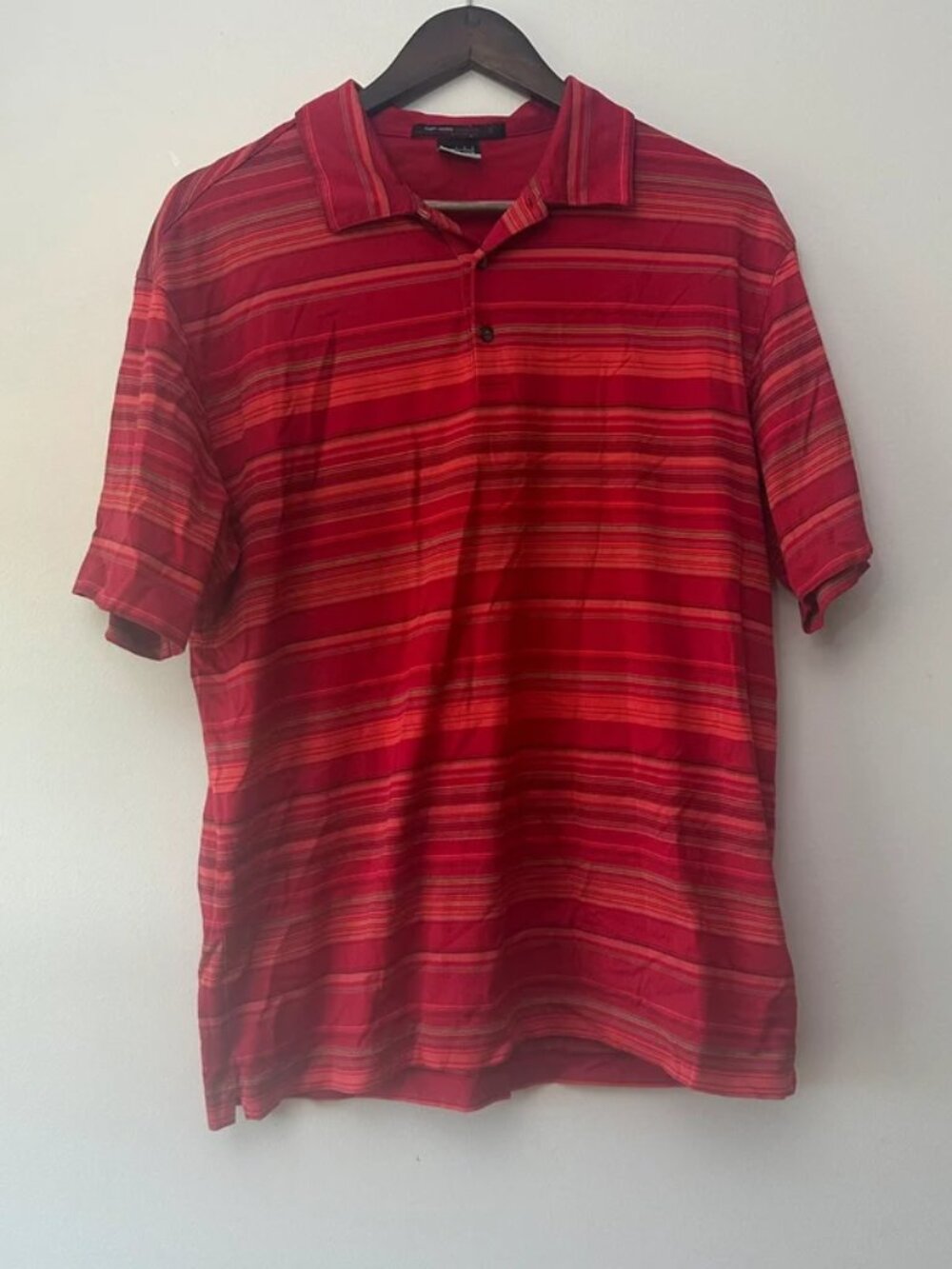 Tiger Woods Collection Men’s Large Red Striped Golf Polo Shirt